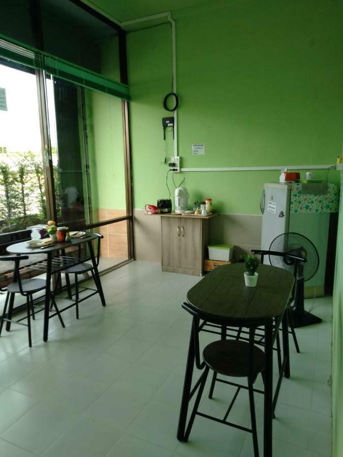 Apartamento Auntie House985 Phra Nakhon Si Ayutthaya Exterior foto